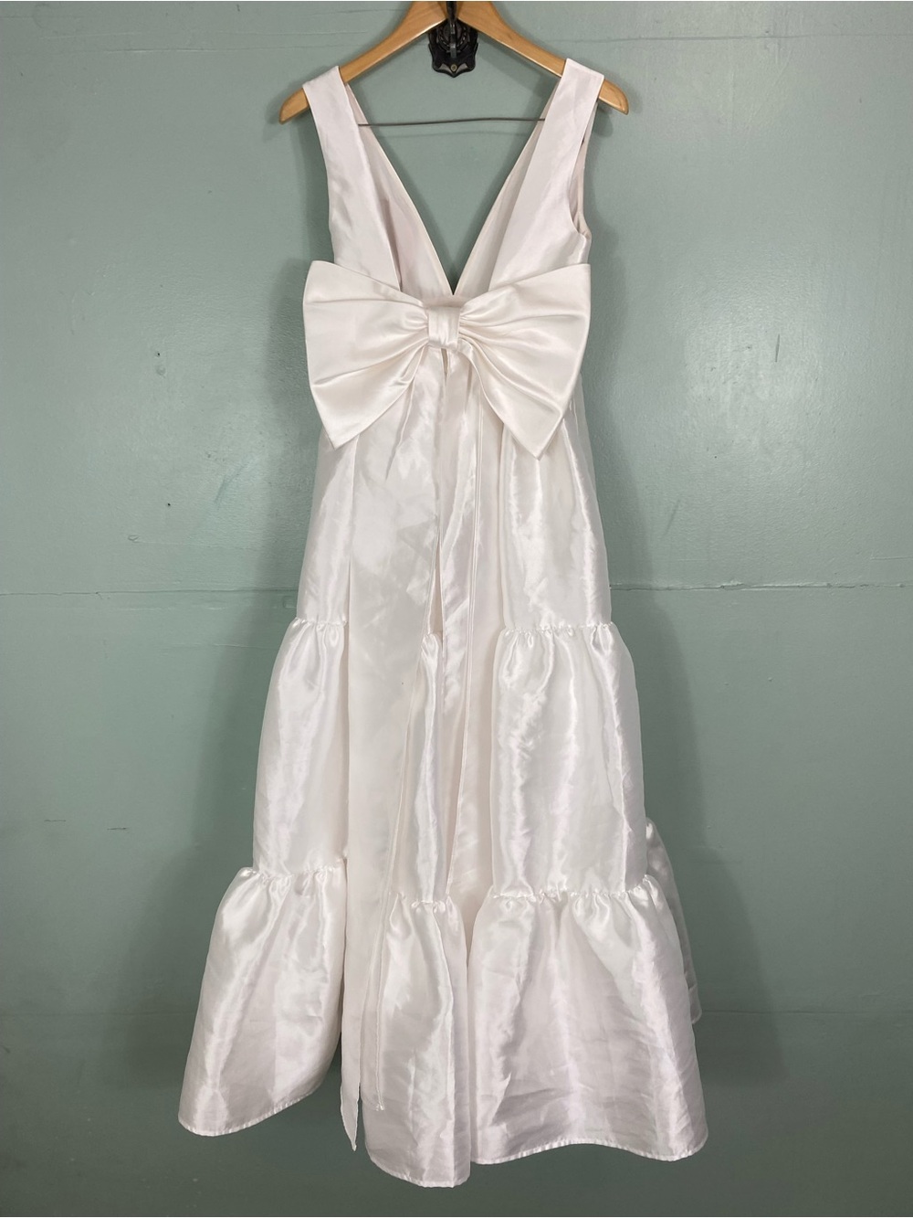 Hutch Sleeveless V-Neck Bow Back Tiered A-Line Maxi Dress Size 2 Iridescent - Picture 4 of 8